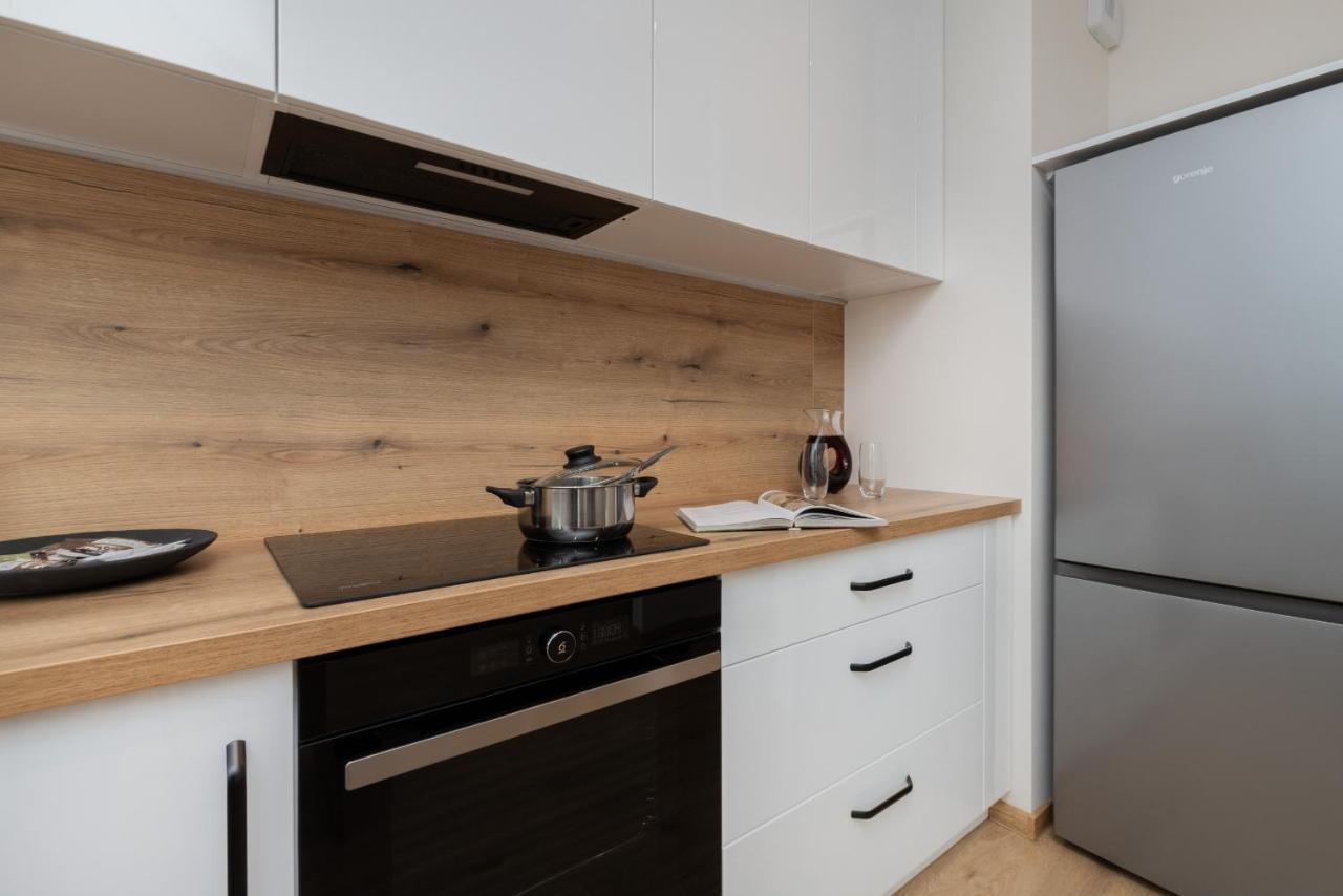 Bright & Stylish Apartment With Balcony 1,5 Km To Gdansk Main City By Noclegi Renters エクステリア 写真